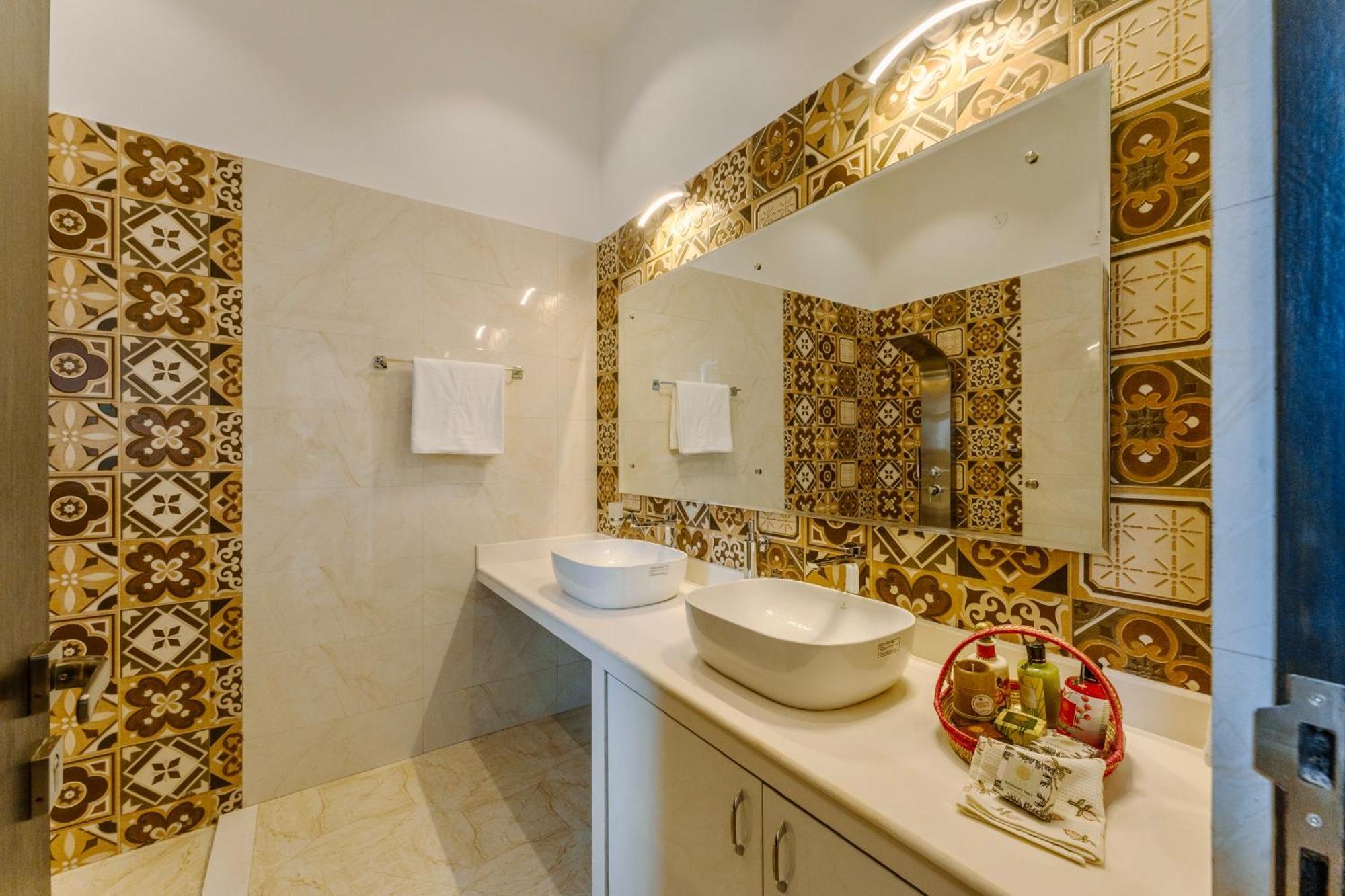 Villa Shambhala Luxury Villa With Private Pool Close To Anjuna Vagator Verla ภายนอก รูปภาพ